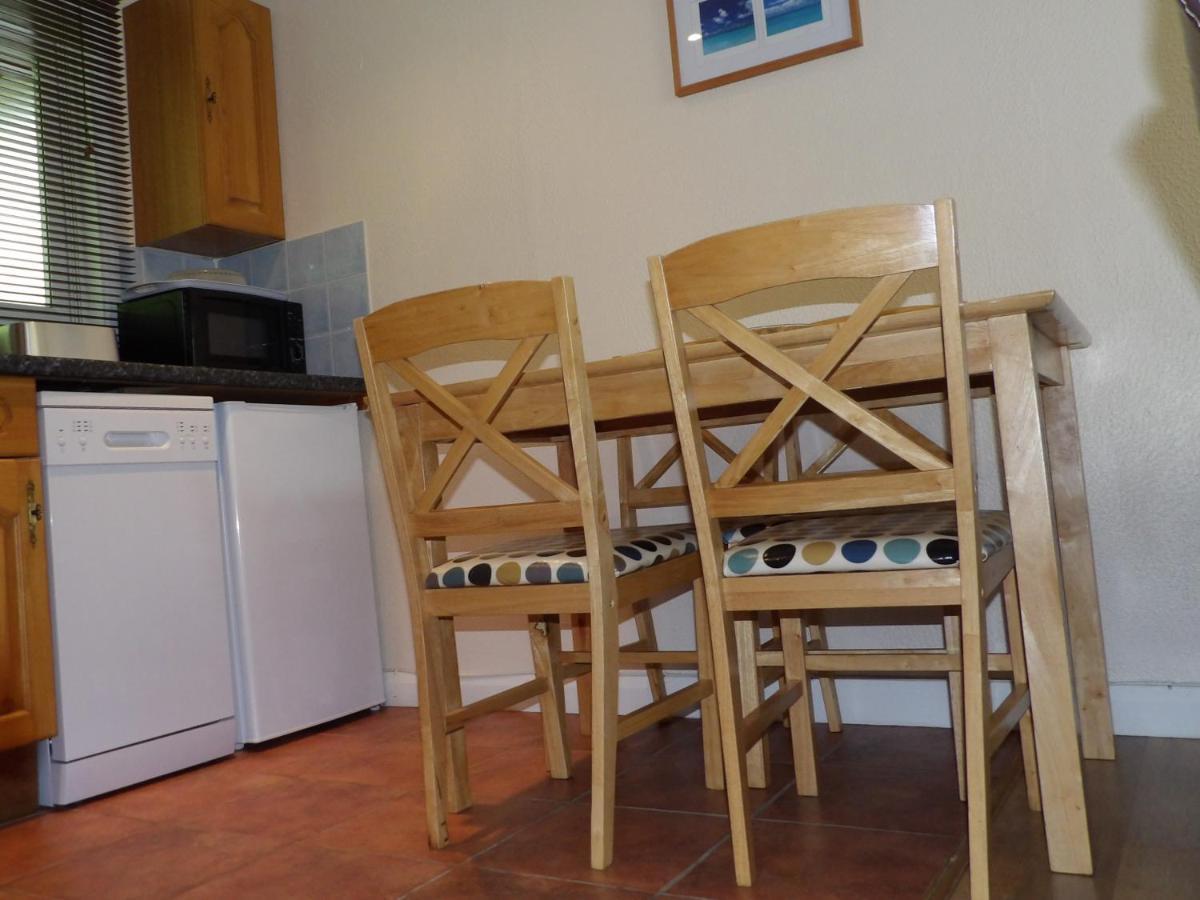 Hengar Select Villa Saint Tudy Eksteriør billede